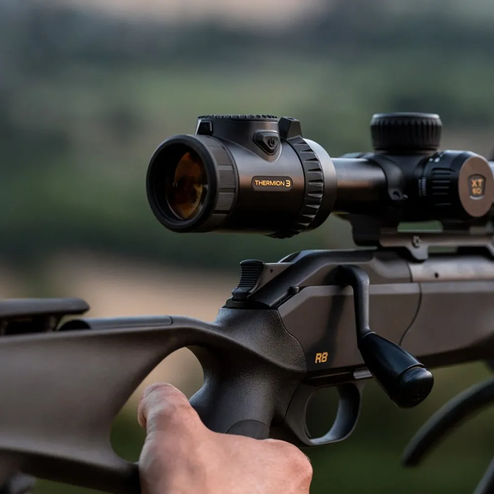 Pulsar Thermion 3 LRF XR60 – widok z boku z dalmierzem laserowym